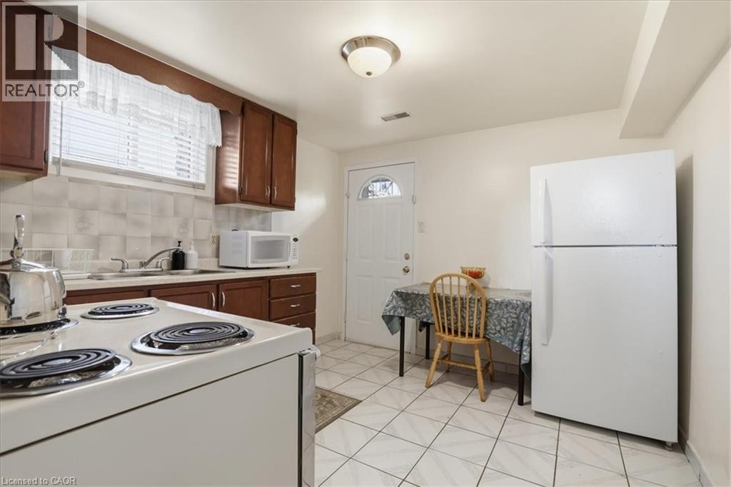 43 Faial Road, Cambridge, Ontario  N1R 6Y1 - Photo 19 - 40825455