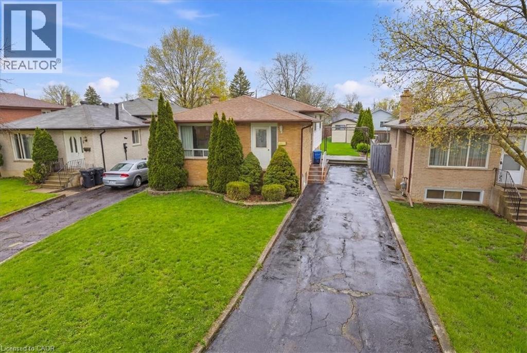 43 Faial Road, Cambridge, Ontario  N1R 6Y1 - Photo 3 - 40825455
