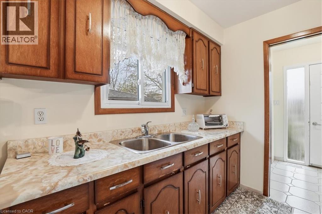 43 Faial Road, Cambridge, Ontario  N1R 6Y1 - Photo 10 - 40825455