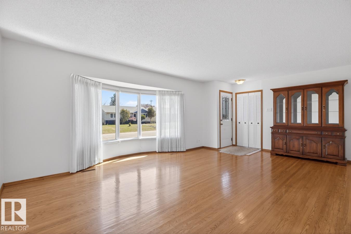 13516 120 St Nw, Edmonton, Alberta  T5E 5P7 - Photo 6 - E4485265