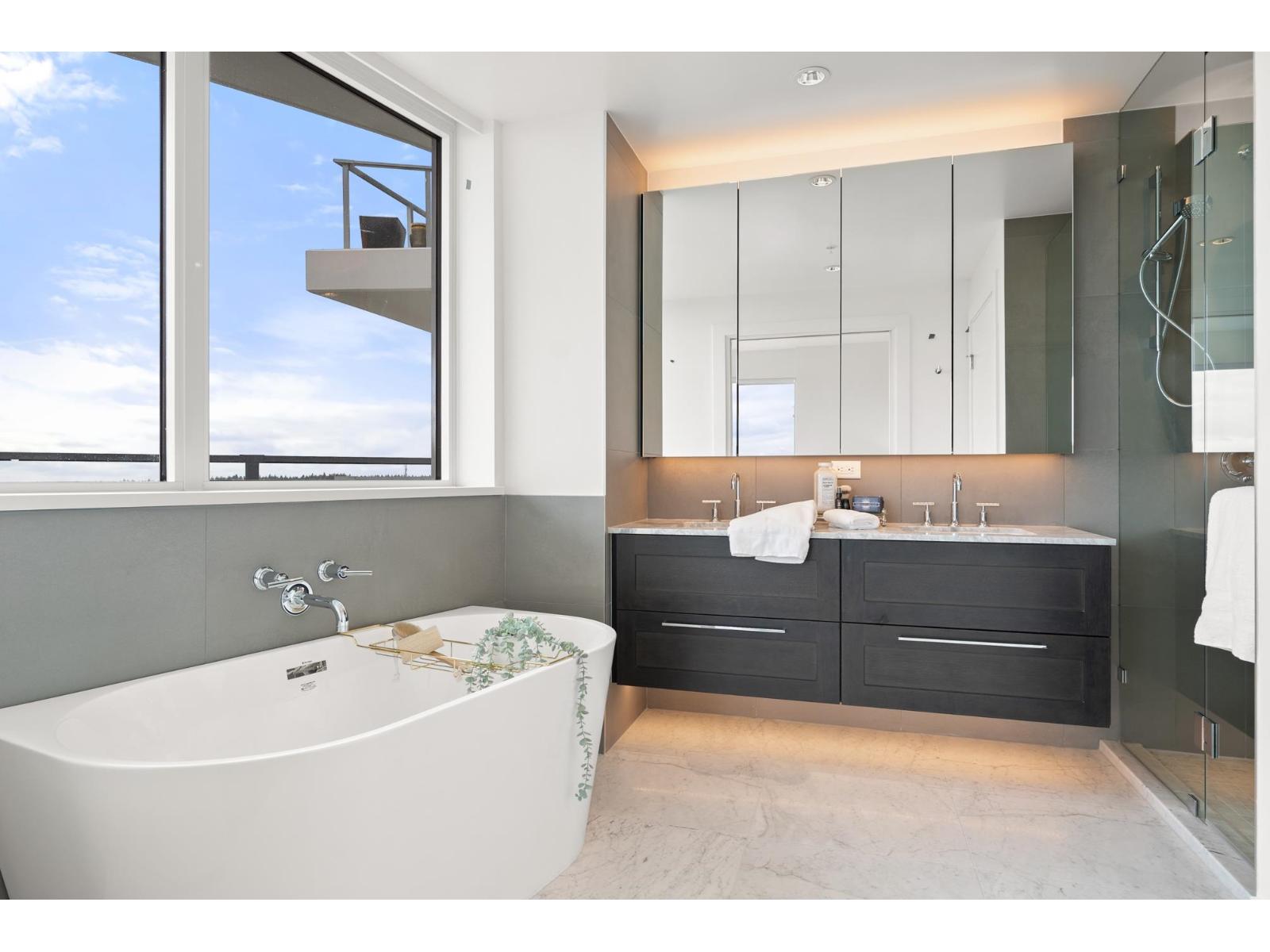 1701 1500 Martin Street, White Rock, British Columbia  V3Z 2L5 - Photo 11 - R3118126