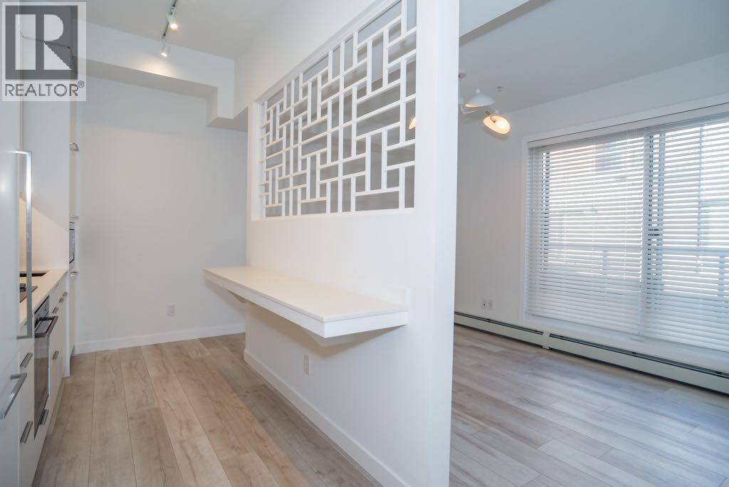 317, 3130 Thirsk Street NW, Calgary, Alberta  T3B 6H4 - Photo 4 - A2306987