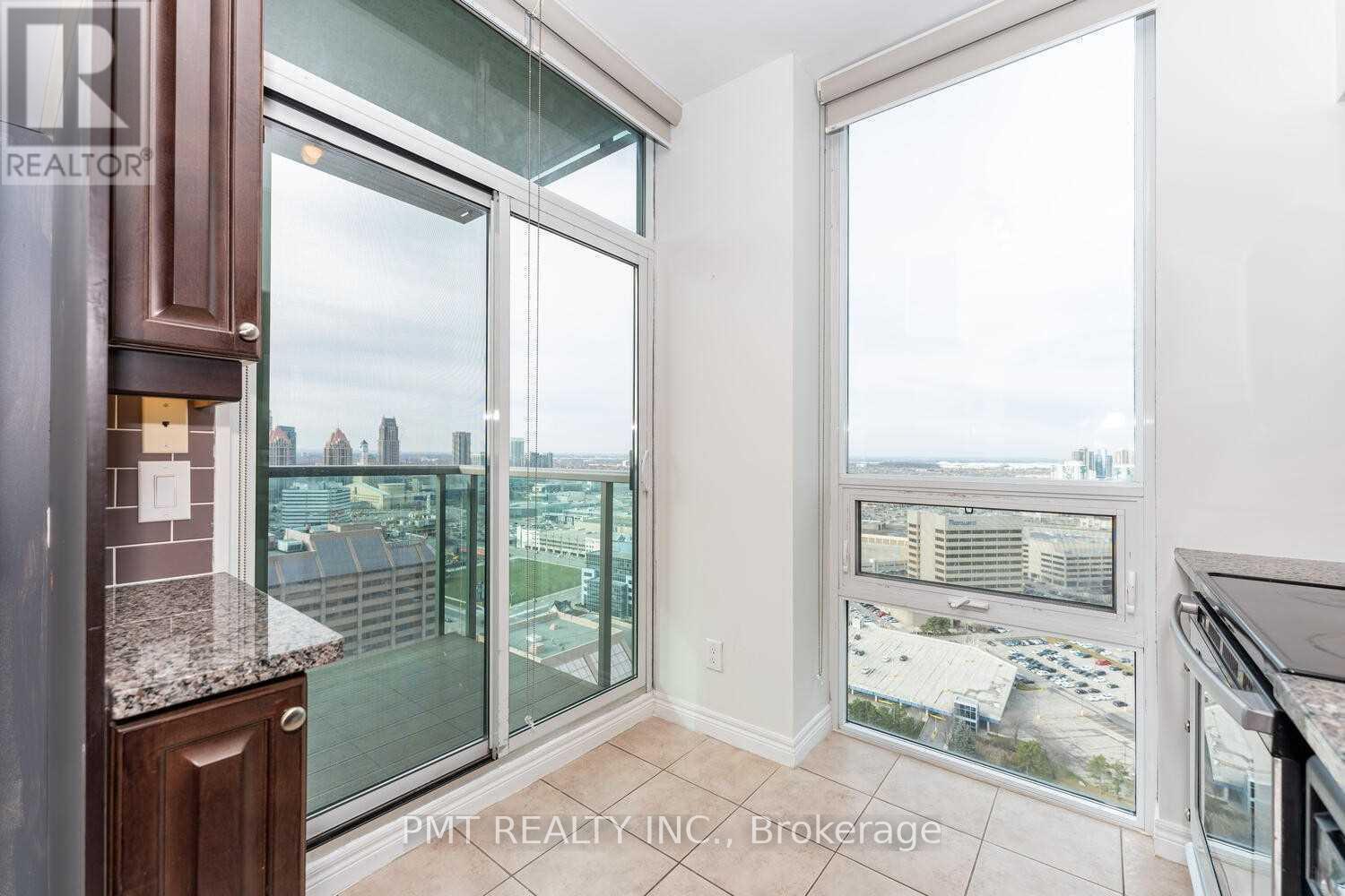3708 - 208 Enfield Place, Mississauga, Ontario  L5B 0G8 - Photo 12 - W13070880