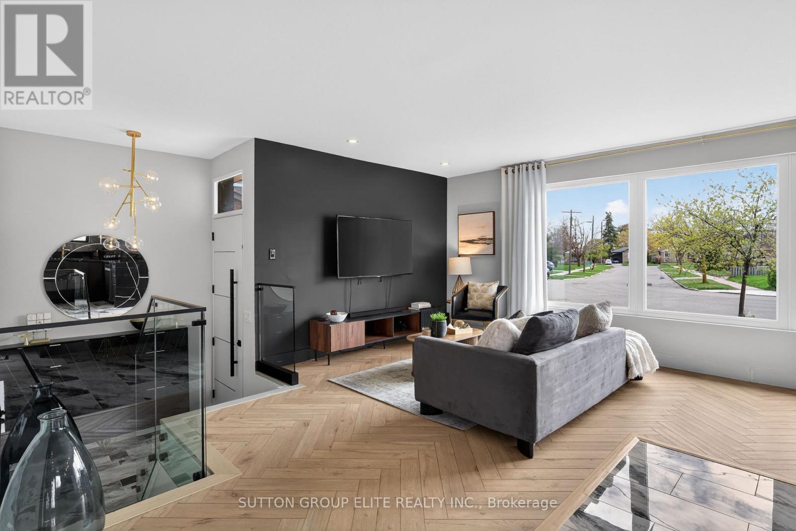 19 Hardwick Court, Toronto, Ontario  M9C 4G5 - Photo 12 - W13070974