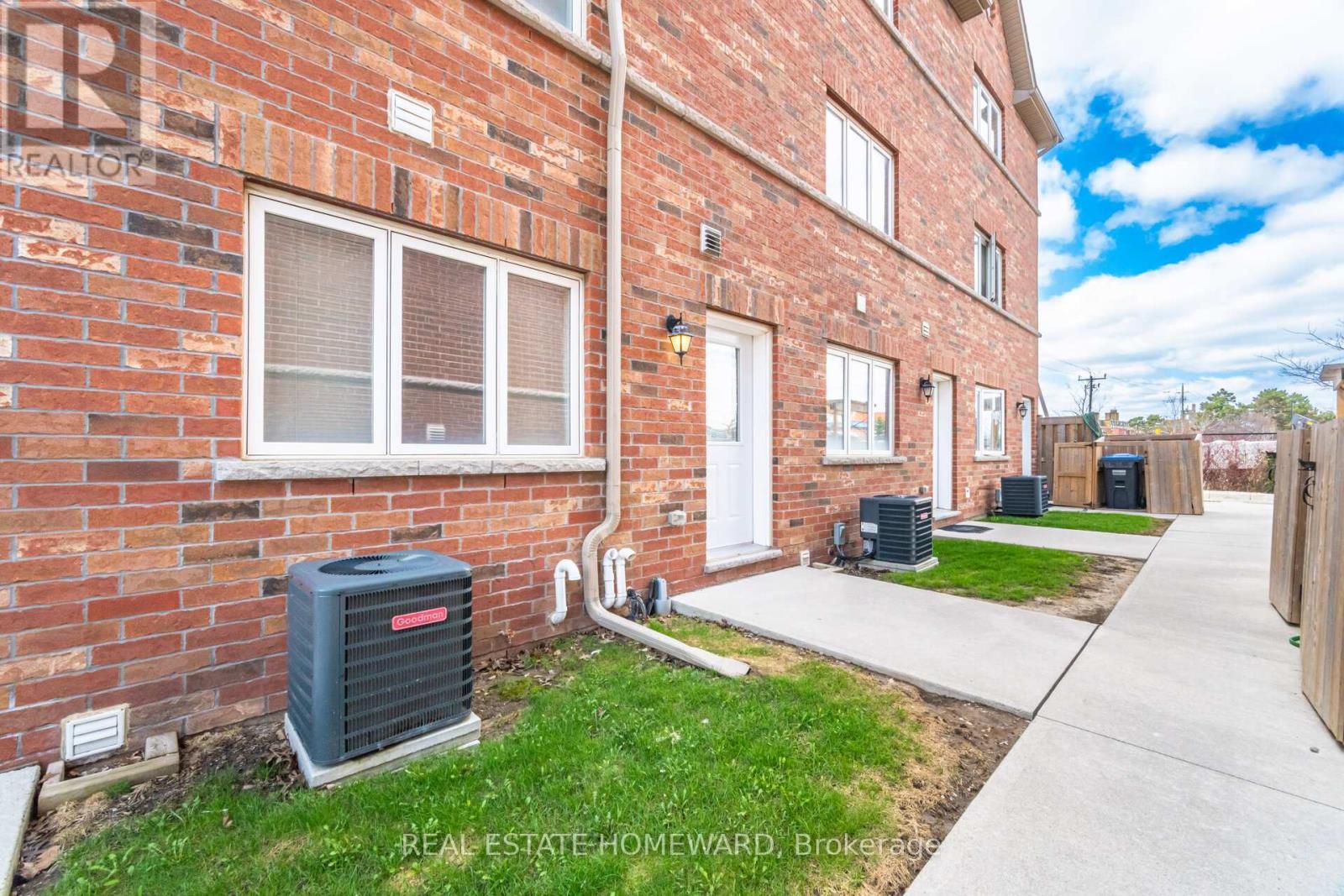 2 - 59 Mclaughlin Road N, Brampton, Ontario  L6X 1Y7 - Photo 31 - W13071004