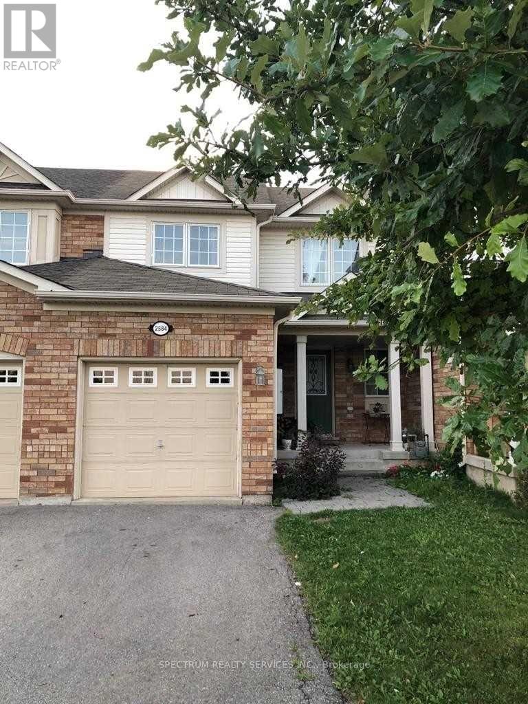 2584 Valleyridge Drive, Oakville, Ontario  L6M 5H5 - Photo 2 - W13071022