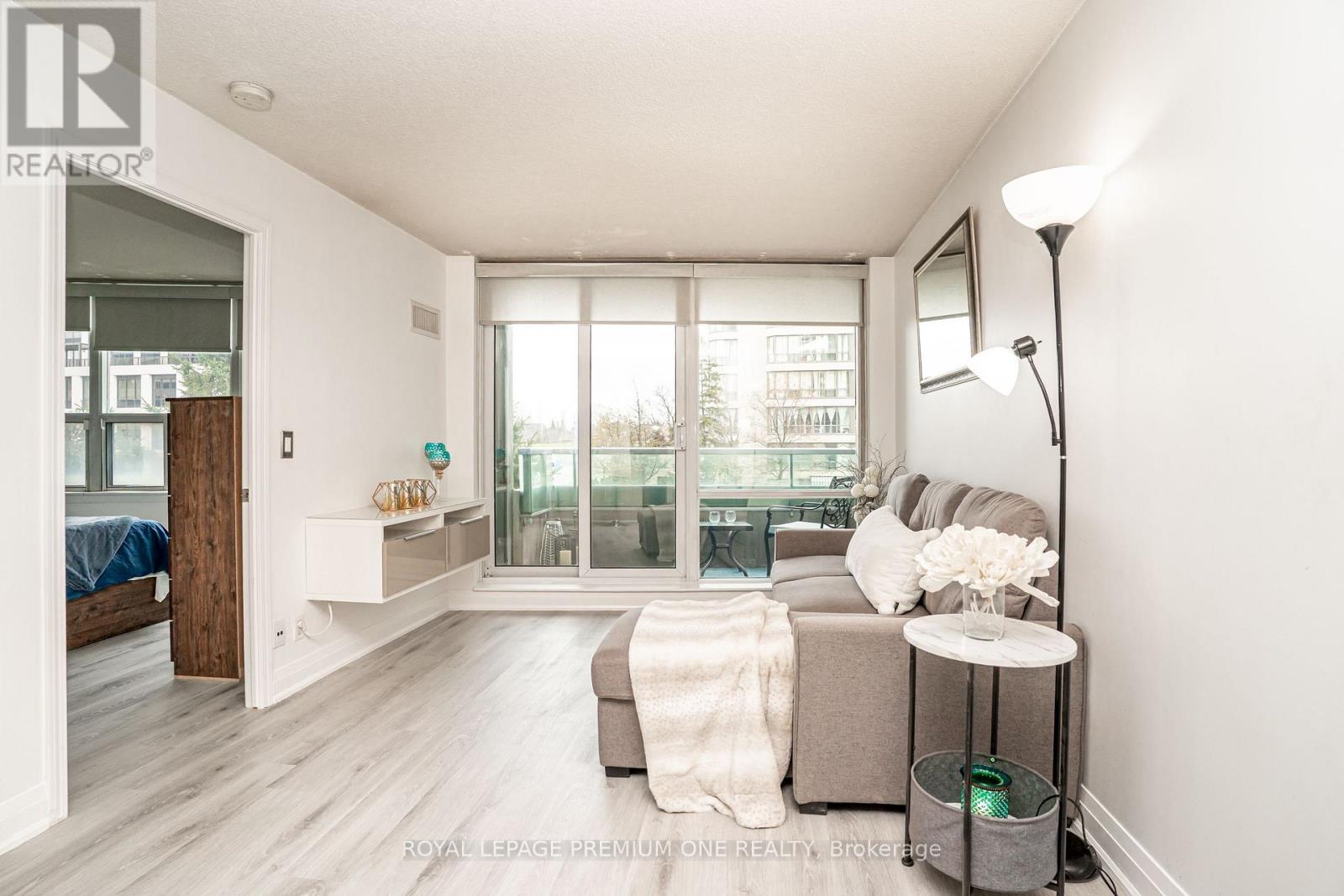 303 - 33 Elm Drive, Mississauga, Ontario  L5B 4M2 - Photo 15 - W13071062