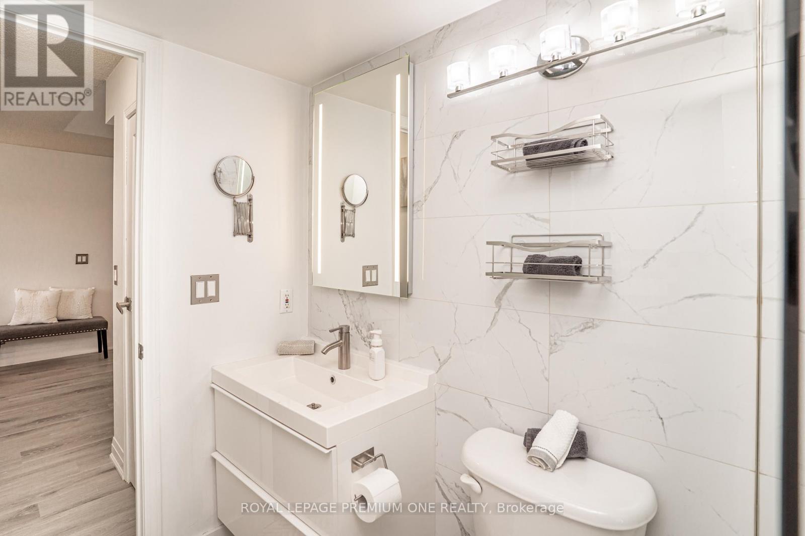 303 - 33 Elm Drive, Mississauga, Ontario  L5B 4M2 - Photo 27 - W13071062