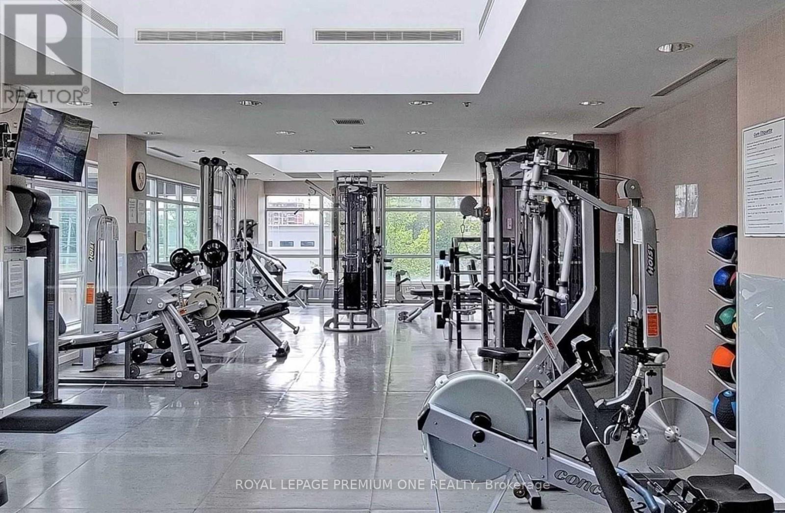 303 - 33 Elm Drive, Mississauga, Ontario  L5B 4M2 - Photo 29 - W13071062