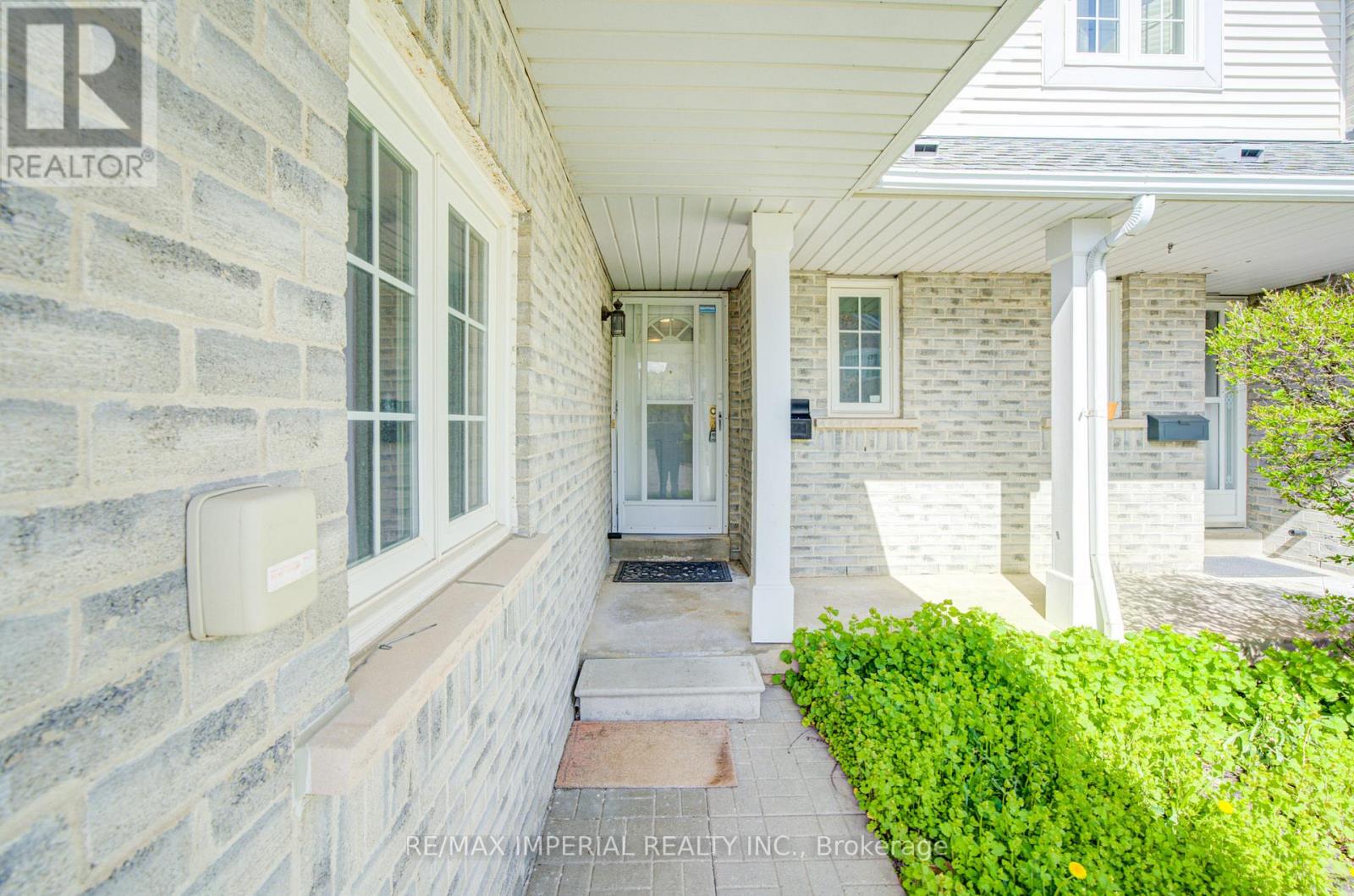 44 - 5305 Glen Erin Drive, Mississauga, Ontario  L5M 5N7 - Photo 2 - W13071078
