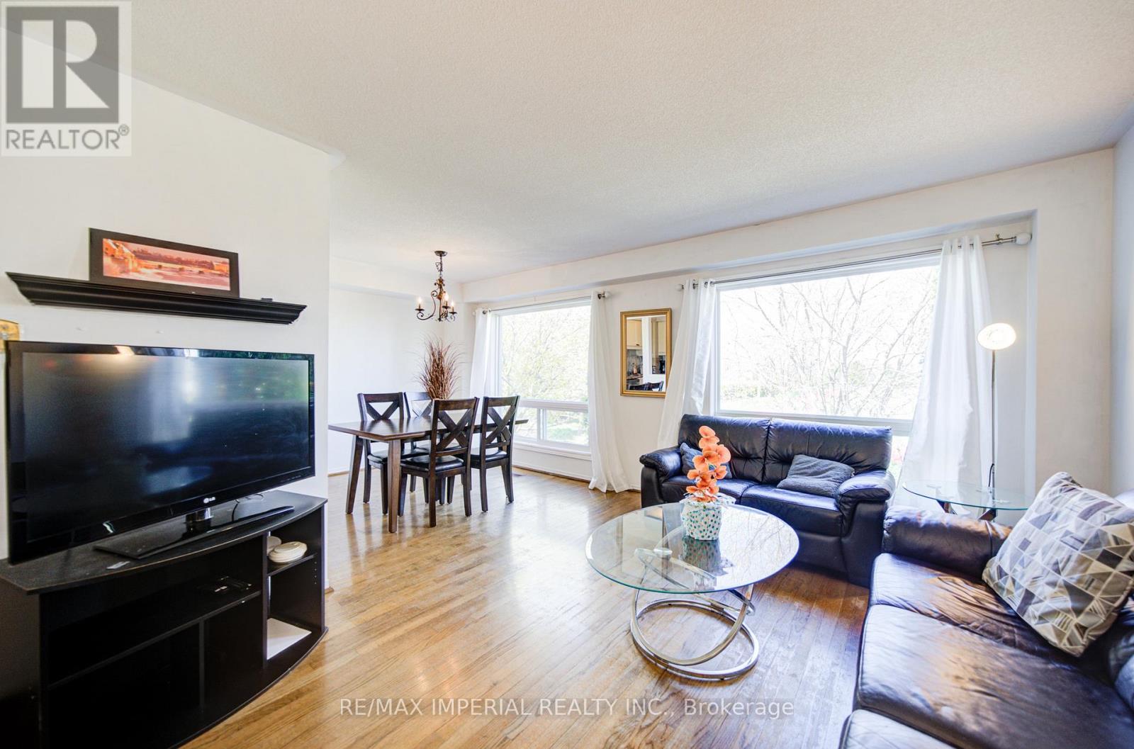 44 - 5305 Glen Erin Drive, Mississauga, Ontario  L5M 5N7 - Photo 4 - W13071078