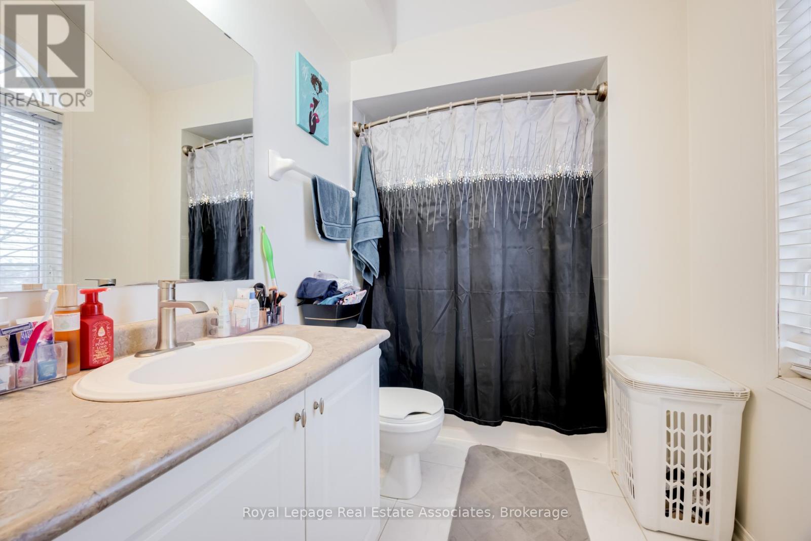 6603 Jazzy Mews, Mississauga, Ontario  L5W 1R9 - Photo 7 - W13071124