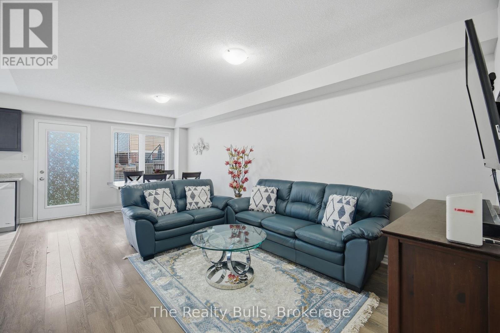 37 Lothbury Drive NW, Brampton, Ontario  L7A 4G6 - Photo 12 - W13071156