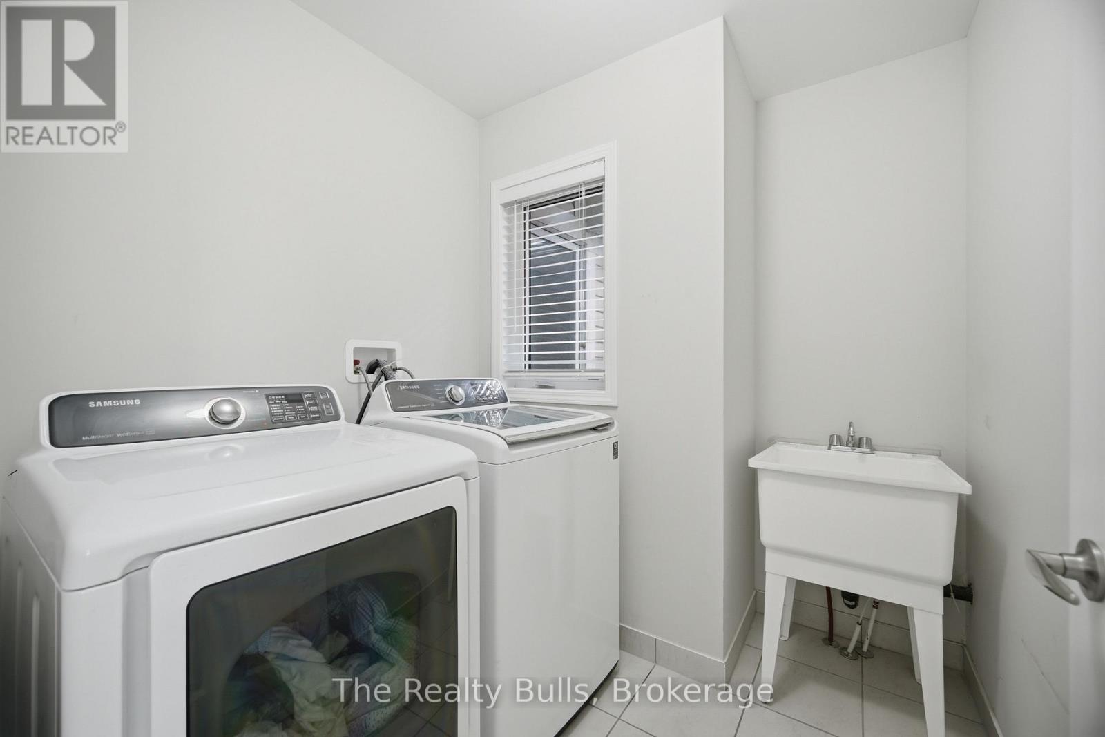37 Lothbury Drive NW, Brampton, Ontario  L7A 4G6 - Photo 34 - W13071156