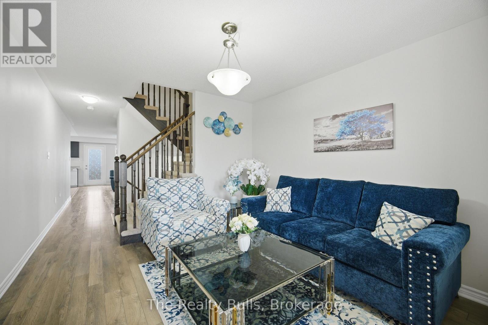 37 Lothbury Drive NW, Brampton, Ontario  L7A 4G6 - Photo 7 - W13071156
