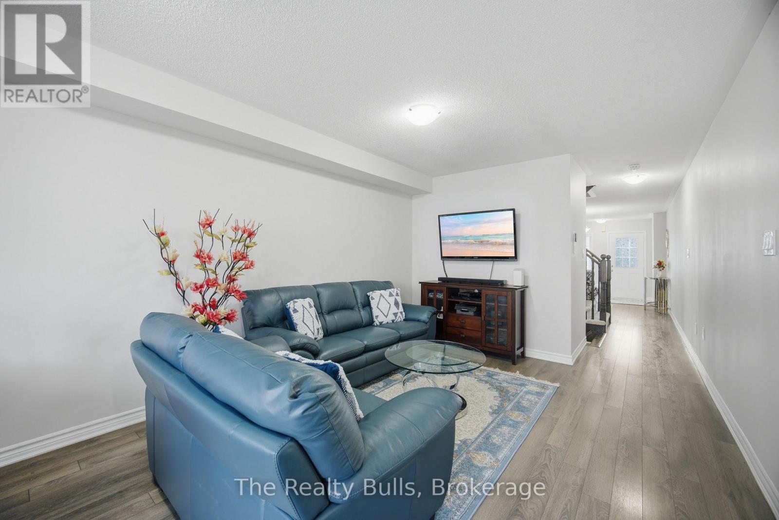 37 Lothbury Drive NW, Brampton, Ontario  L7A 4G6 - Photo 8 - W13071156