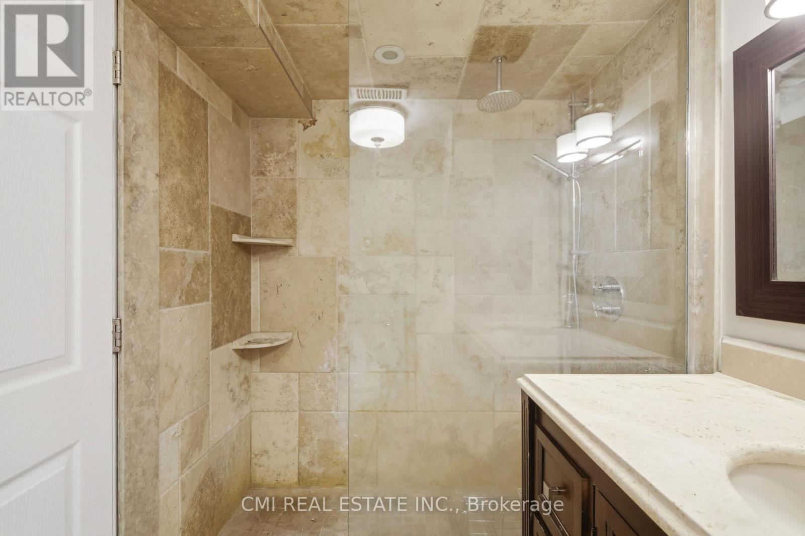 120 Northland Avenue, Toronto, Ontario  M6N 2E2 - Photo 24 - W13071174