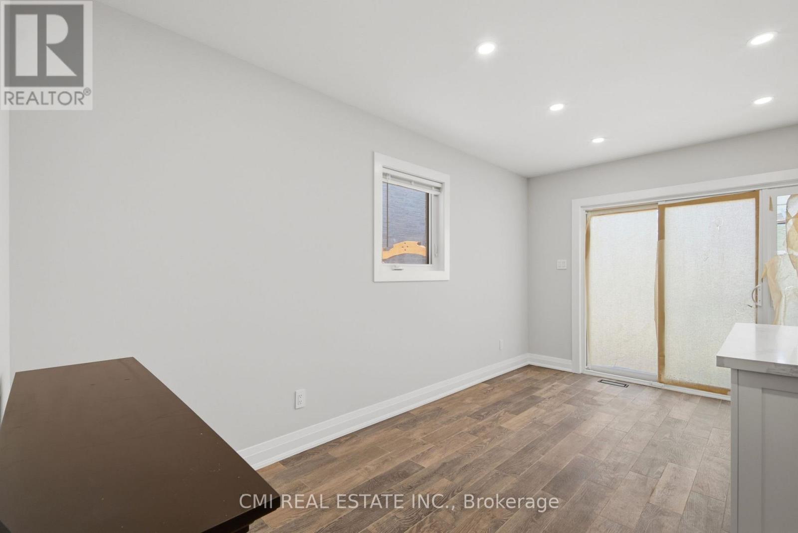 120 Northland Avenue, Toronto, Ontario  M6N 2E2 - Photo 26 - W13071174
