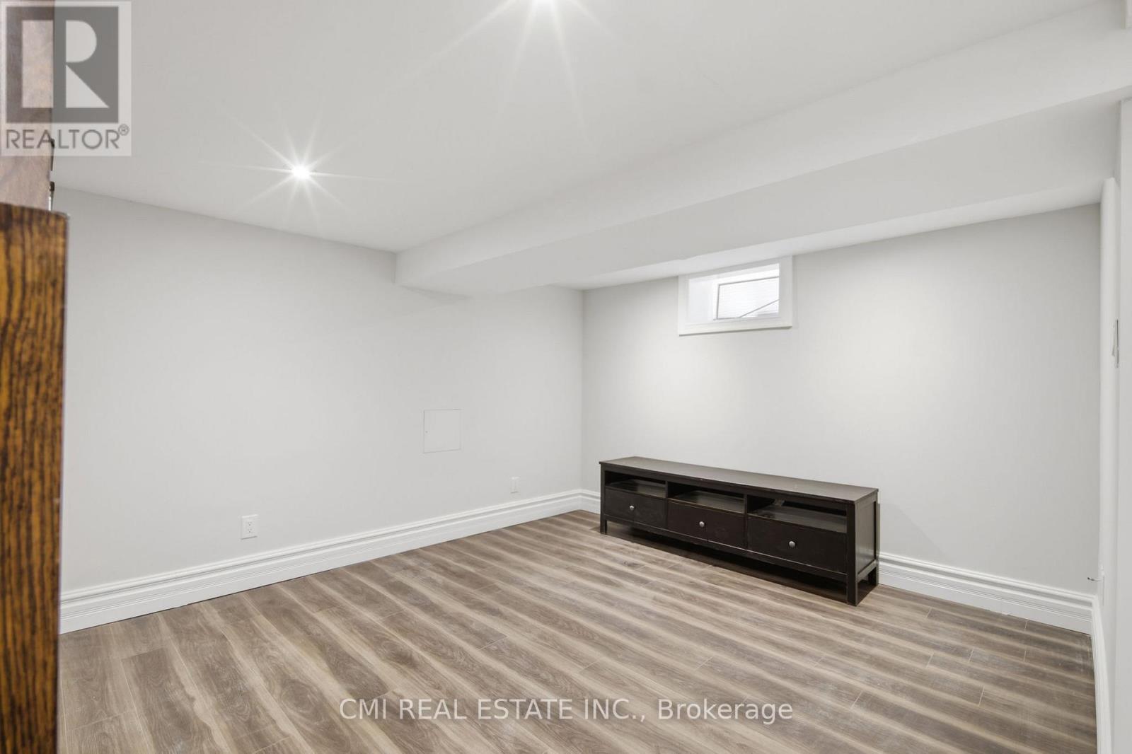120 Northland Avenue, Toronto, Ontario  M6N 2E2 - Photo 28 - W13071174