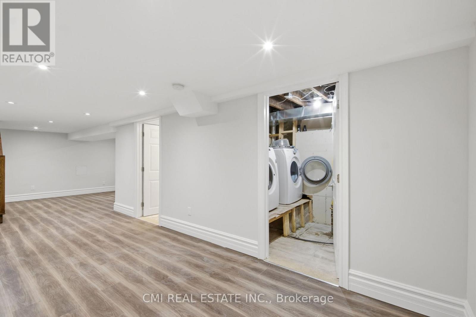 120 Northland Avenue, Toronto, Ontario  M6N 2E2 - Photo 34 - W13071174