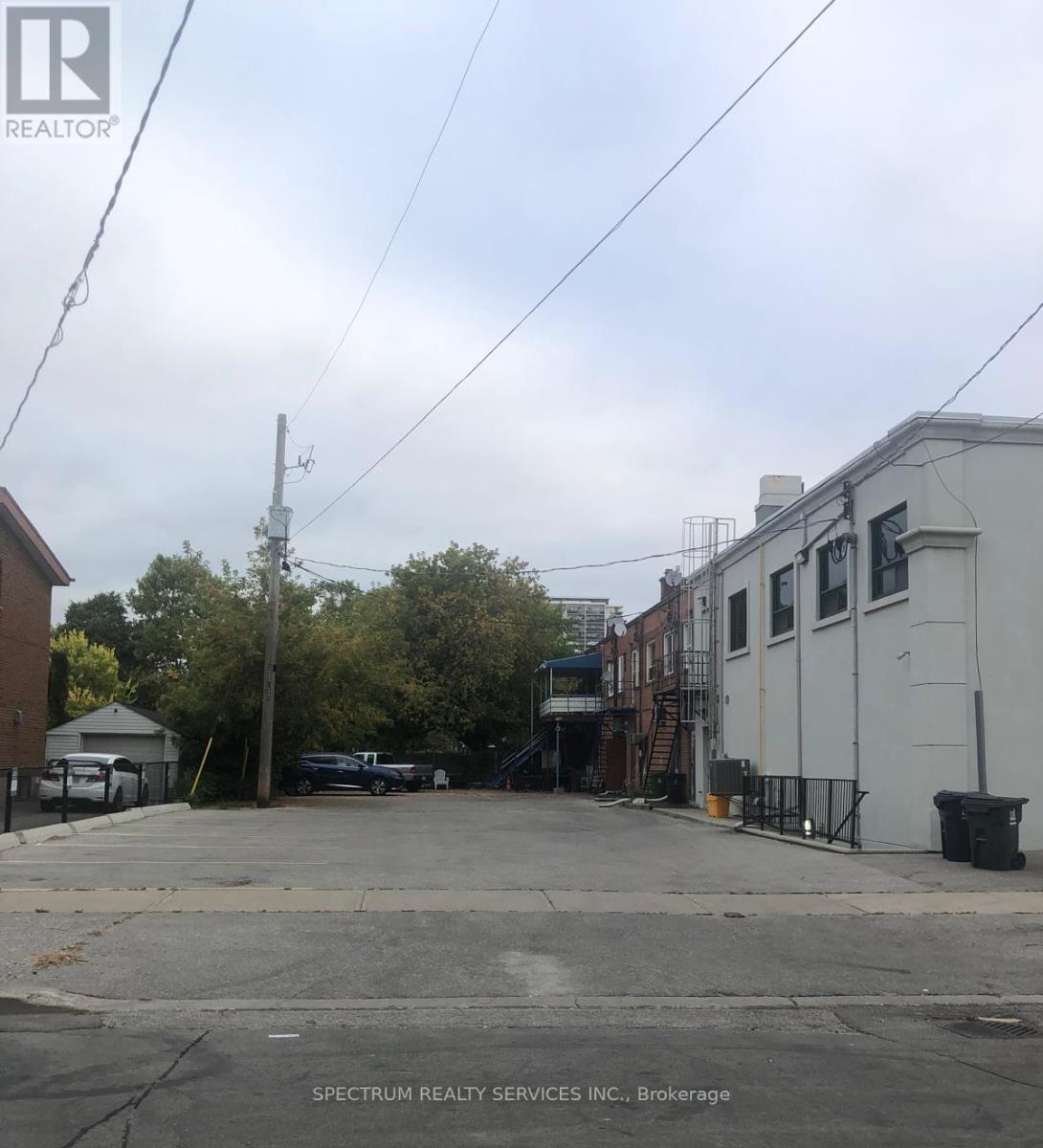 2906 Dufferin Street, Toronto, Ontario  M6B 3S8 - Photo 5 - W13071176