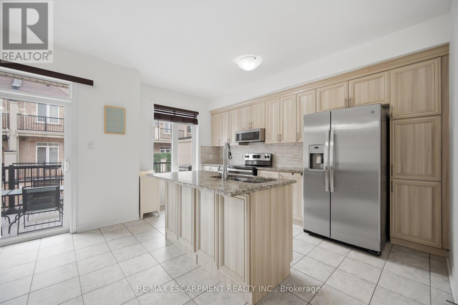 3062 Eberly Woods Drive, Oakville, Ontario  L6M 0T5 - Photo 20 - W13071258