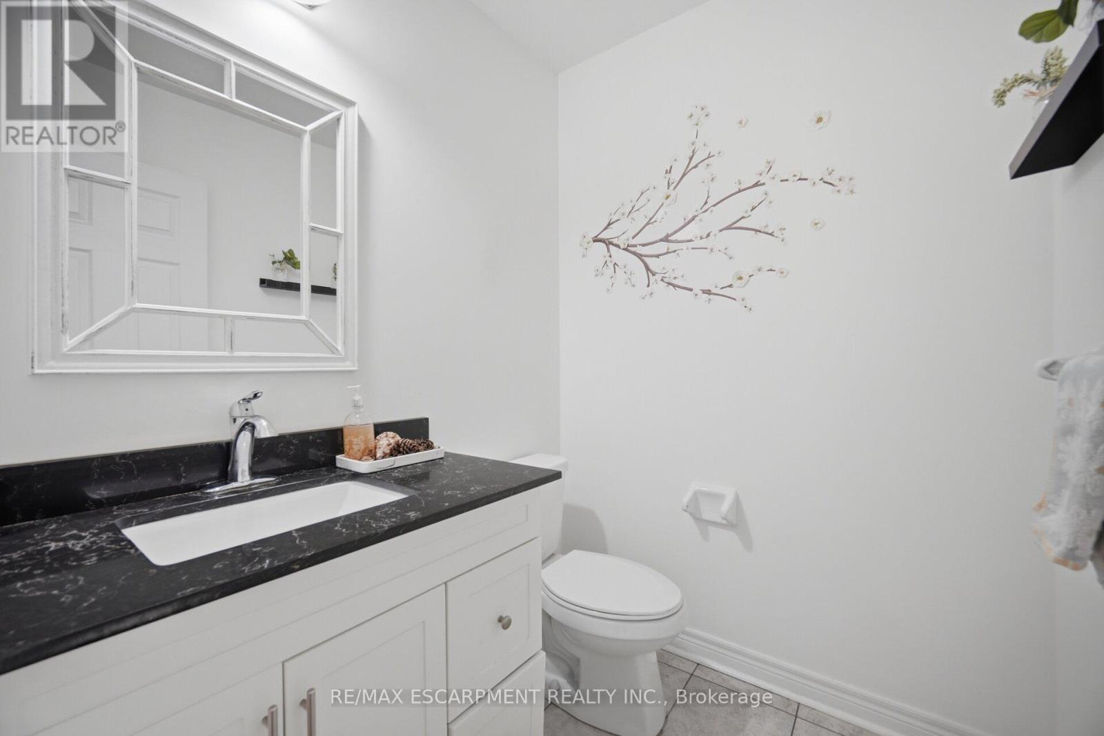 3062 Eberly Woods Drive, Oakville, Ontario  L6M 0T5 - Photo 28 - W13071258