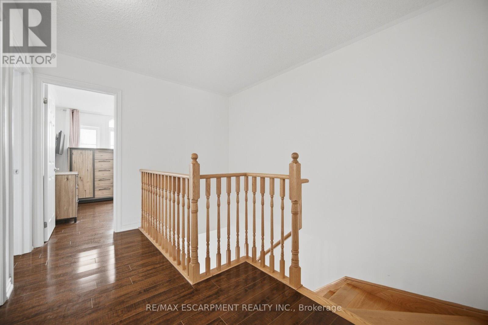3062 Eberly Woods Drive, Oakville, Ontario  L6M 0T5 - Photo 30 - W13071258