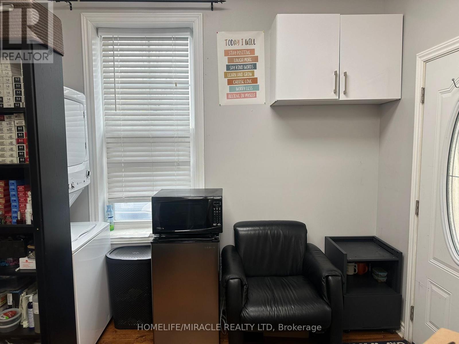196 Main Street N, Brampton, Ontario  L6V 1P1 - Photo 6 - W13071276
