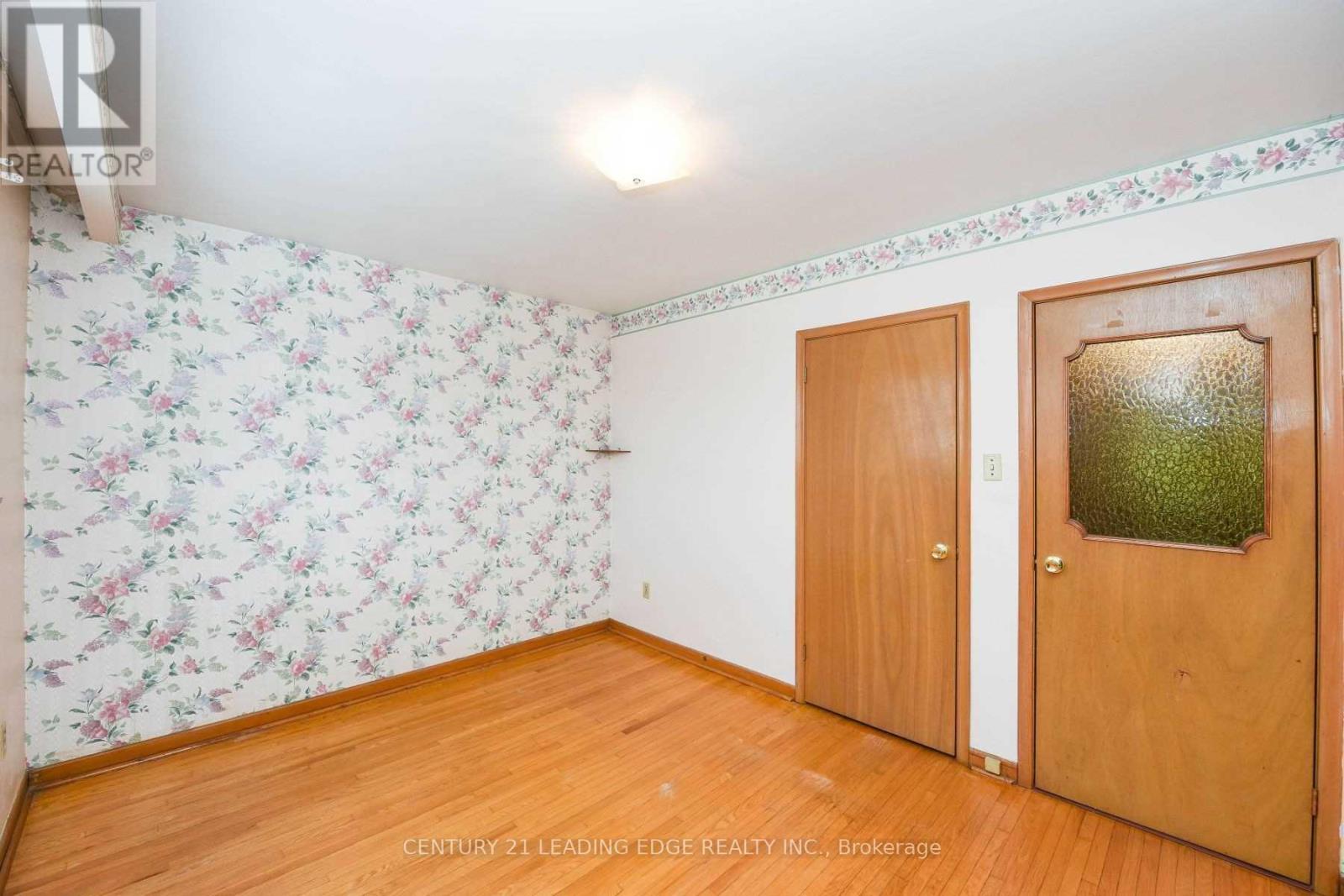 3717 Morning Star Drive, Mississauga, Ontario  L4T 1Y6 - Photo 8 - W13071284