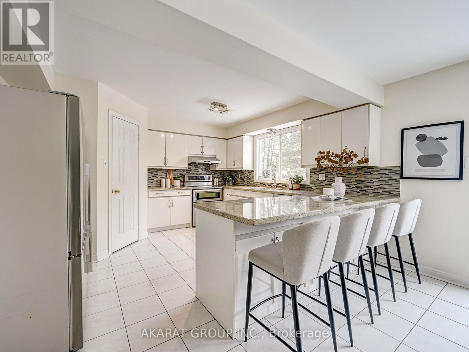 1626 Heritage Way, Oakville, Ontario  L6M 2Z4 - Photo 16 - W13071286