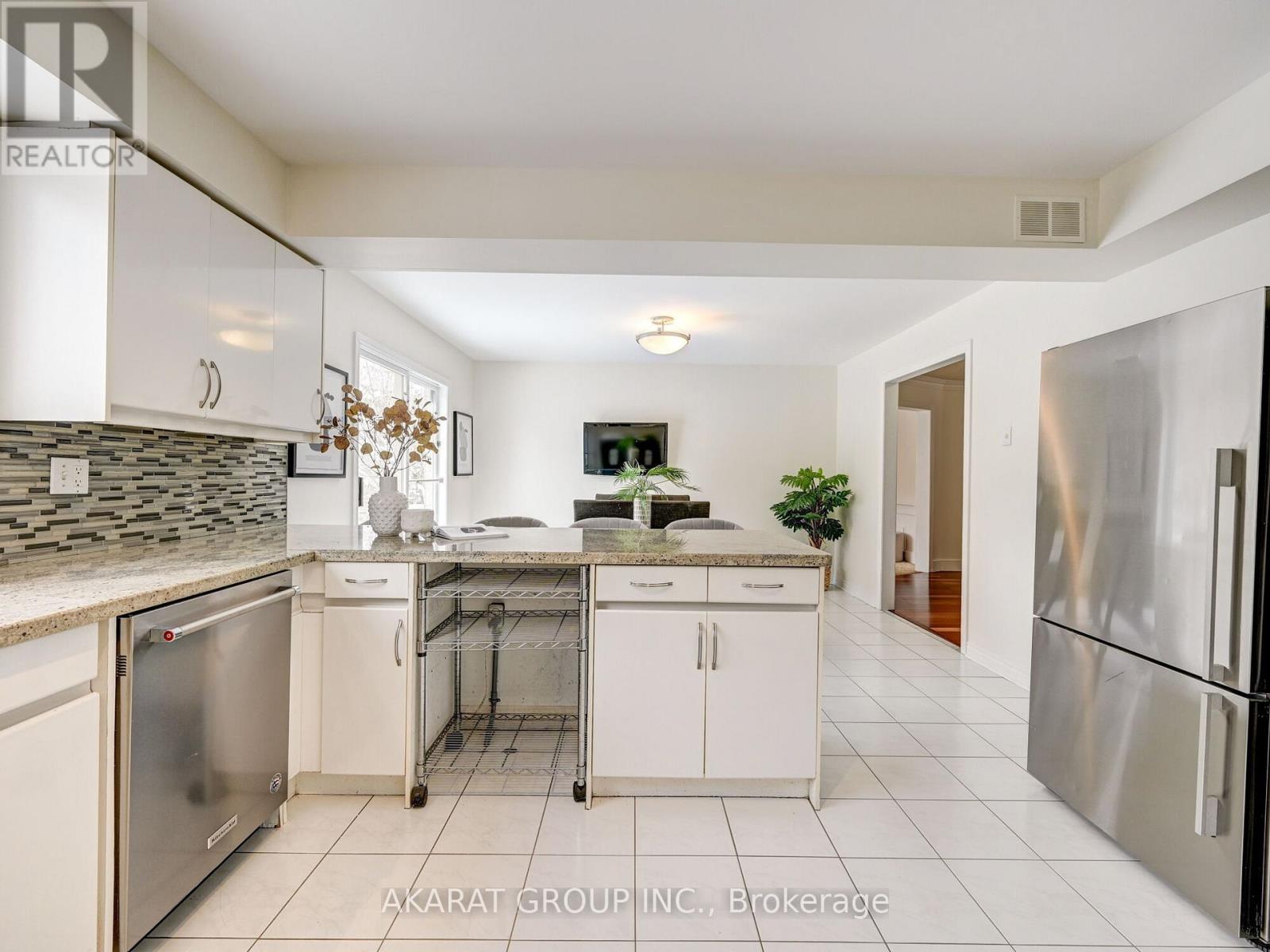 1626 Heritage Way, Oakville, Ontario  L6M 2Z4 - Photo 18 - W13071286