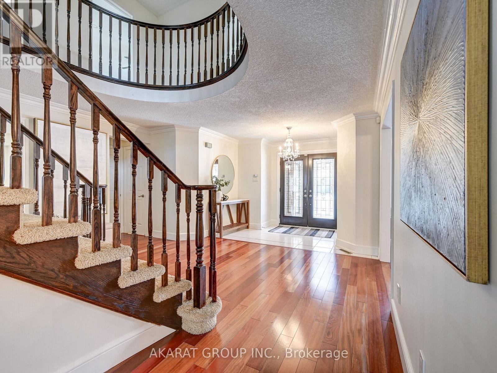 1626 Heritage Way, Oakville, Ontario  L6M 2Z4 - Photo 5 - W13071286