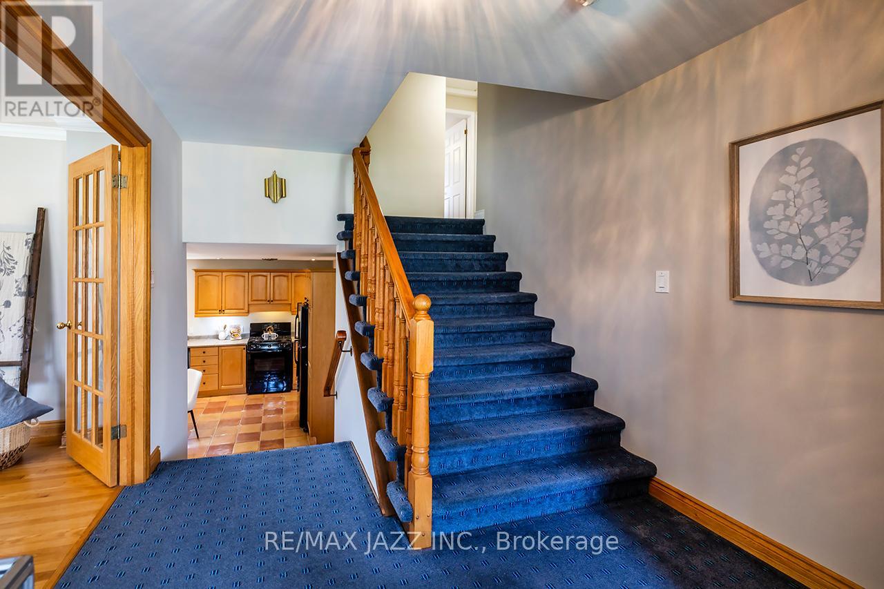 480 Elizabeth Street, Oshawa, Ontario  L1J 5T1 - Photo 4 - E13067340
