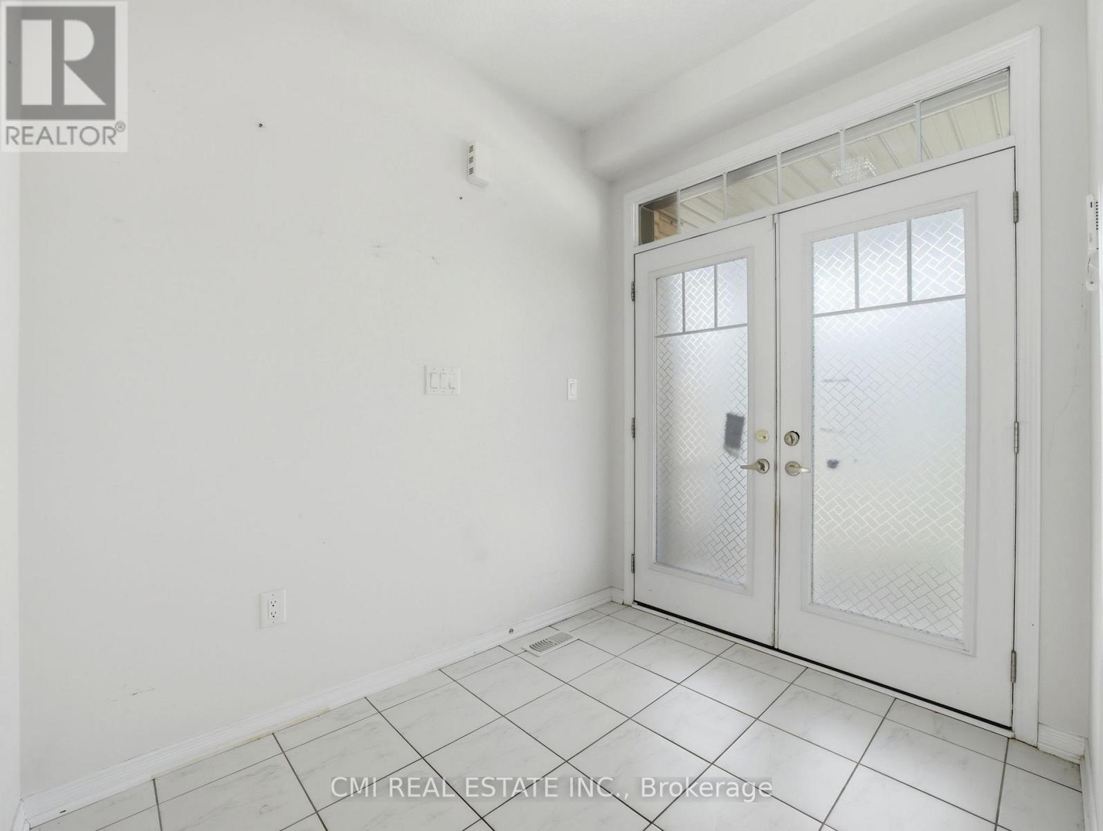 59 July Avenue, Hamilton, Ontario  L8J 0M4 - Photo 4 - X13070898