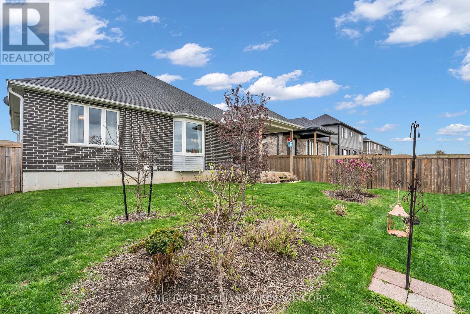 18 Crocus Avenue, Tillsonburg, Ontario  N4G 5S9 - Photo 33 - X13071190