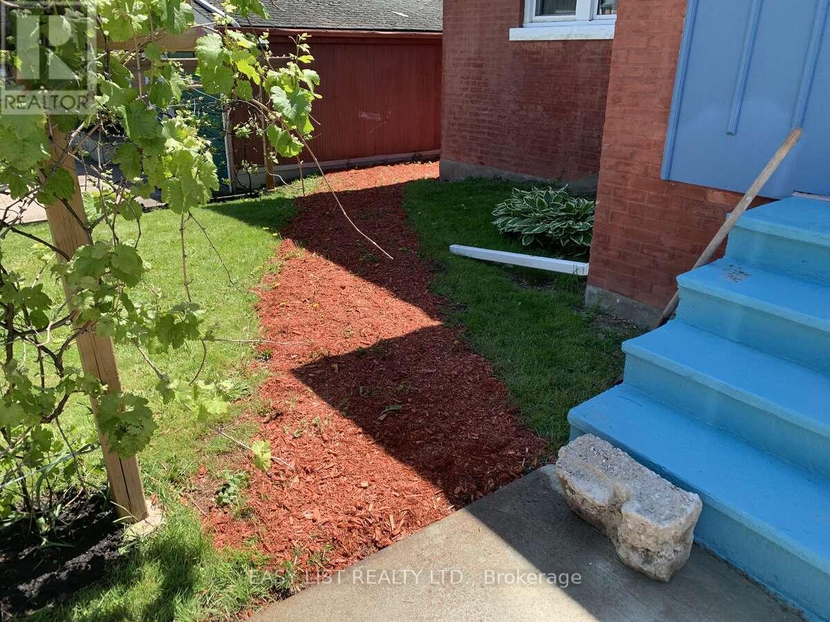 4322 Bampfield Street, Niagara Falls, Ontario  L2E 1G8 - Photo 4 - X13071244