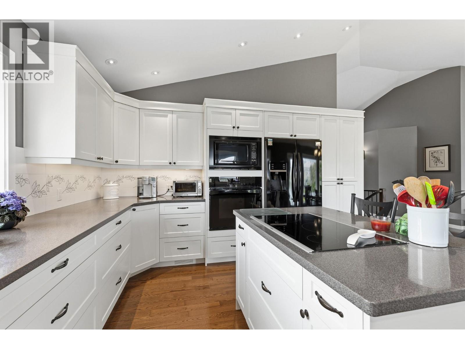 8119 Stoneridge Drive, Coldstream, British Columbia  V1B 2T8 - Photo 25 - 10385438