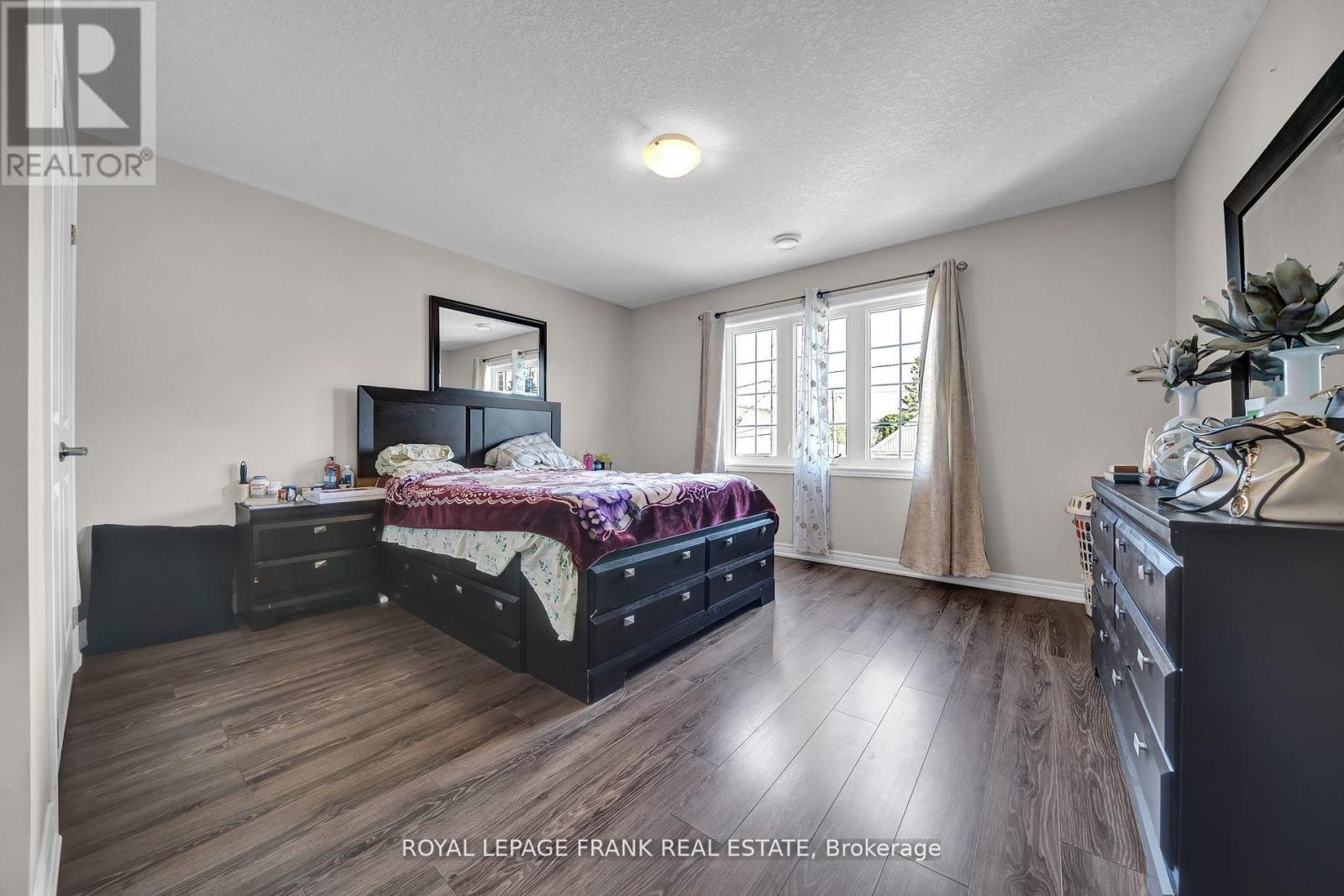 402 Olive Avenue, Oshawa, Ontario  L1H 2R1 - Photo 12 - E13071396