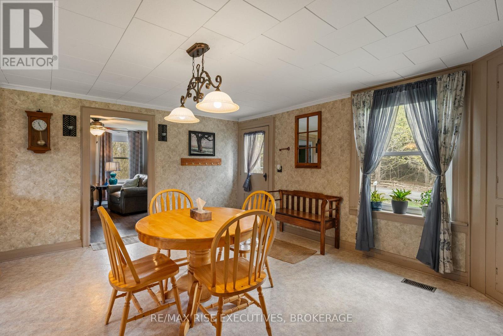 1755 Bethel Road, Stone Mills, Ontario  K0K 3N0 - Photo 10 - X13071452
