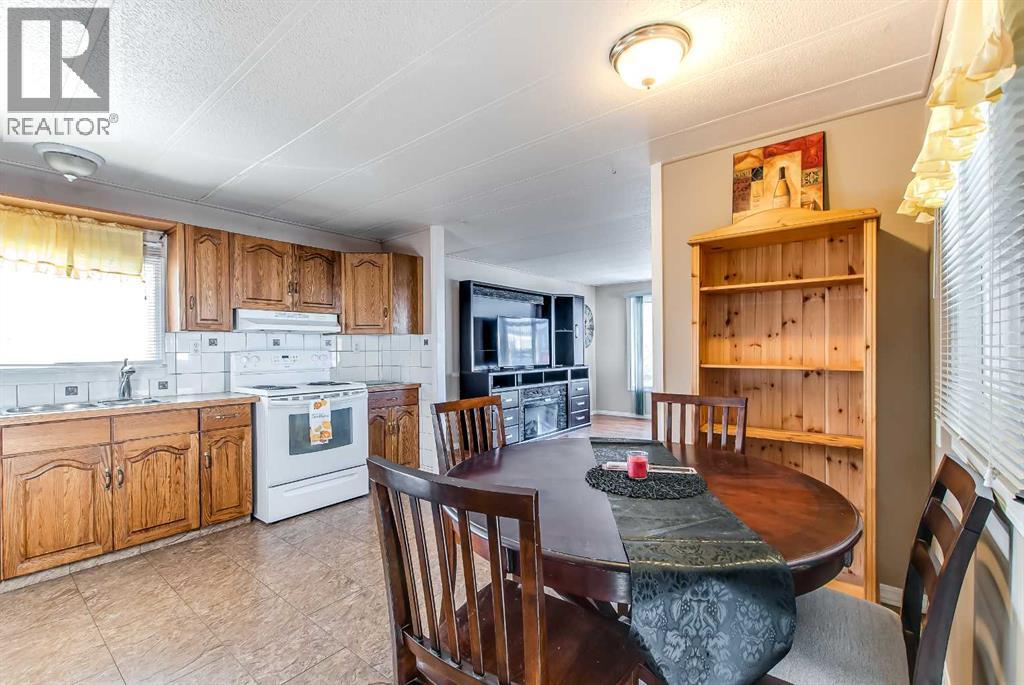 136, 4000 13 Avenue Se, Medicine Hat, Alberta  T1B 1J3 - Photo 8 - A2305394