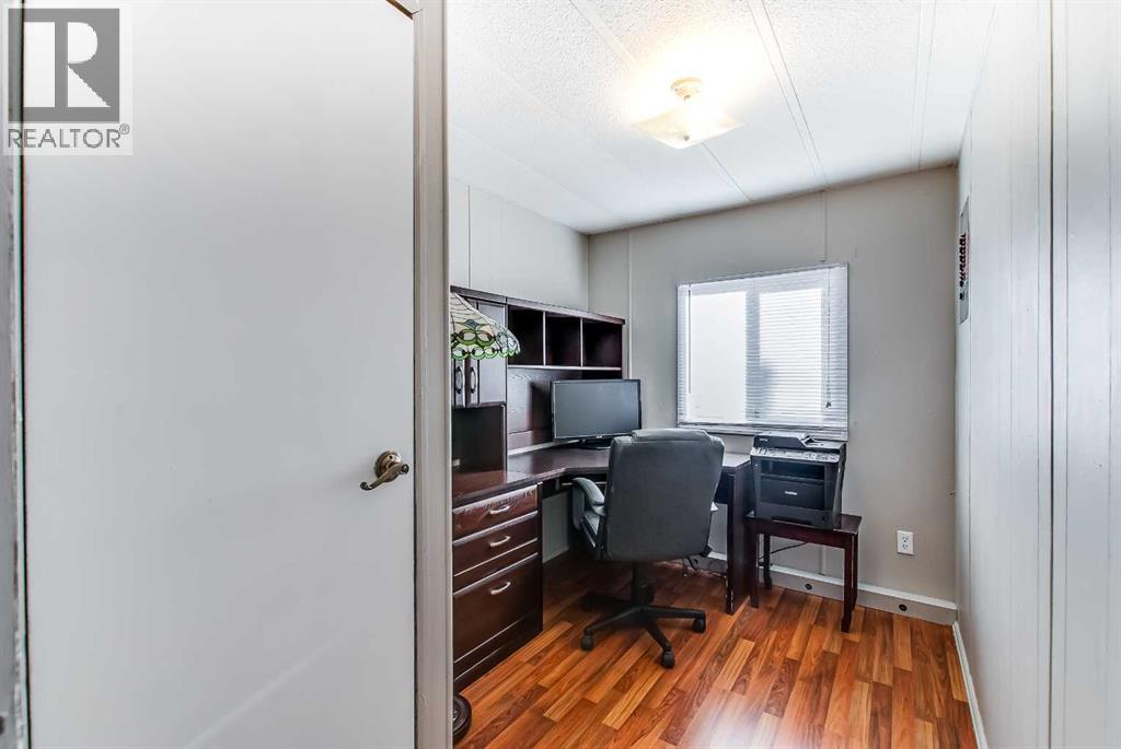 136, 4000 13 Avenue Se, Medicine Hat, Alberta  T1B 1J3 - Photo 24 - A2305394