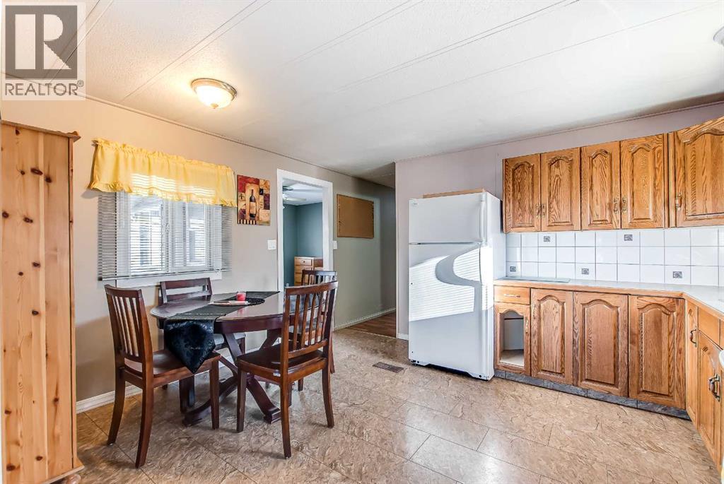 136, 4000 13 Avenue Se, Medicine Hat, Alberta  T1B 1J3 - Photo 9 - A2305394
