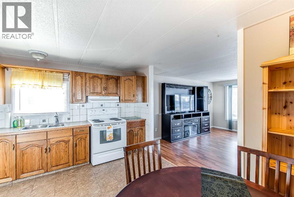 136, 4000 13 Avenue Se, Medicine Hat, Alberta  T1B 1J3 - Photo 12 - A2305394