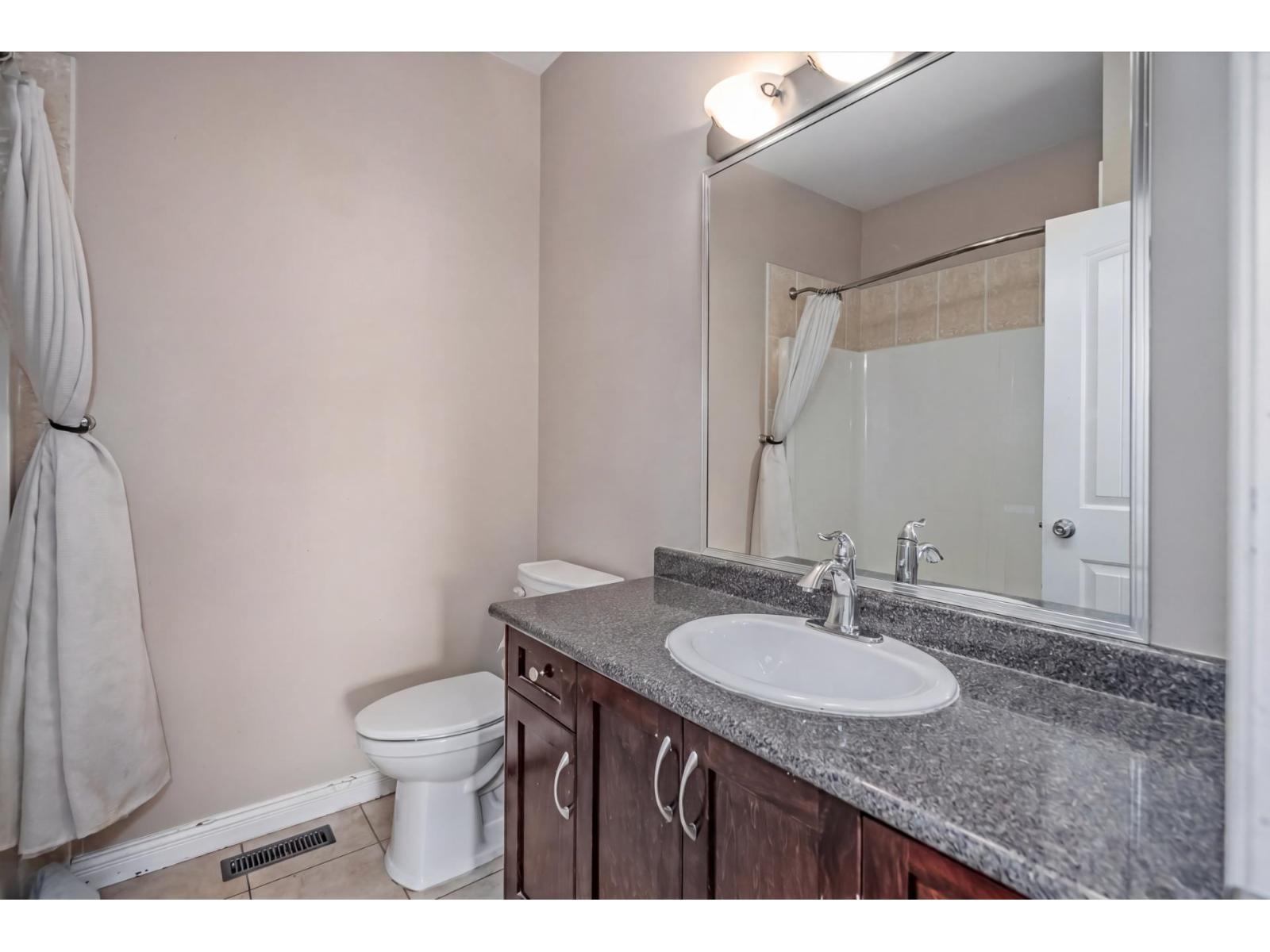 8390 Harris Street, Mission, British Columbia  V2V 7R9 - Photo 19 - R3118349