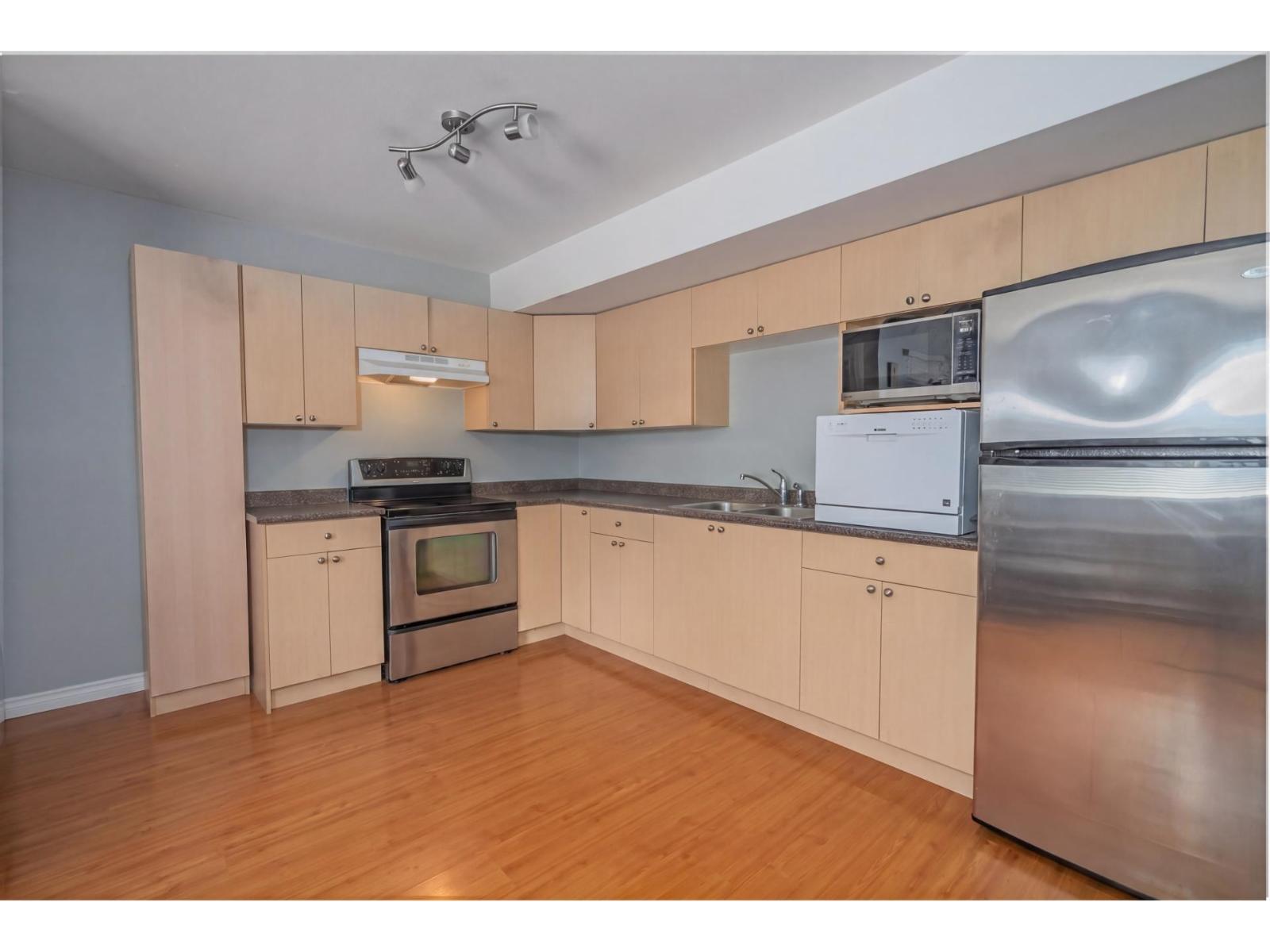 8390 Harris Street, Mission, British Columbia  V2V 7R9 - Photo 23 - R3118349