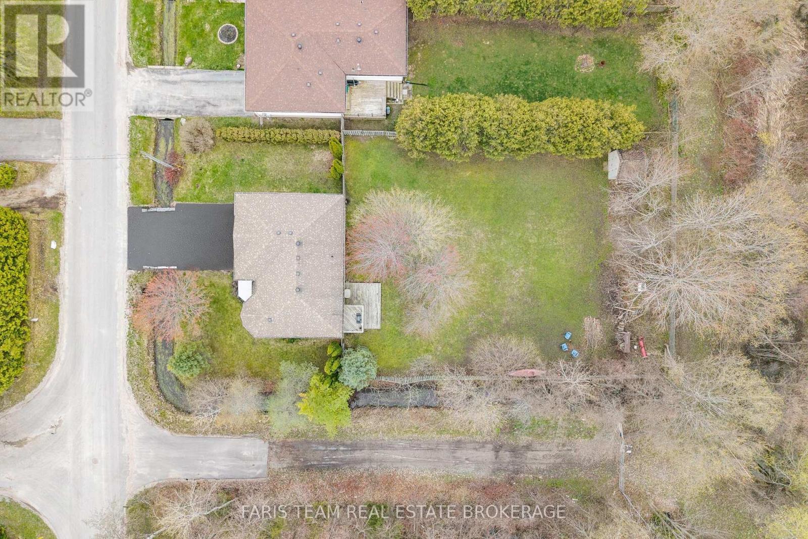 704 Trinity Street, Innisfil, Ontario  L9S 2G8 - Photo 42 - N12951320
