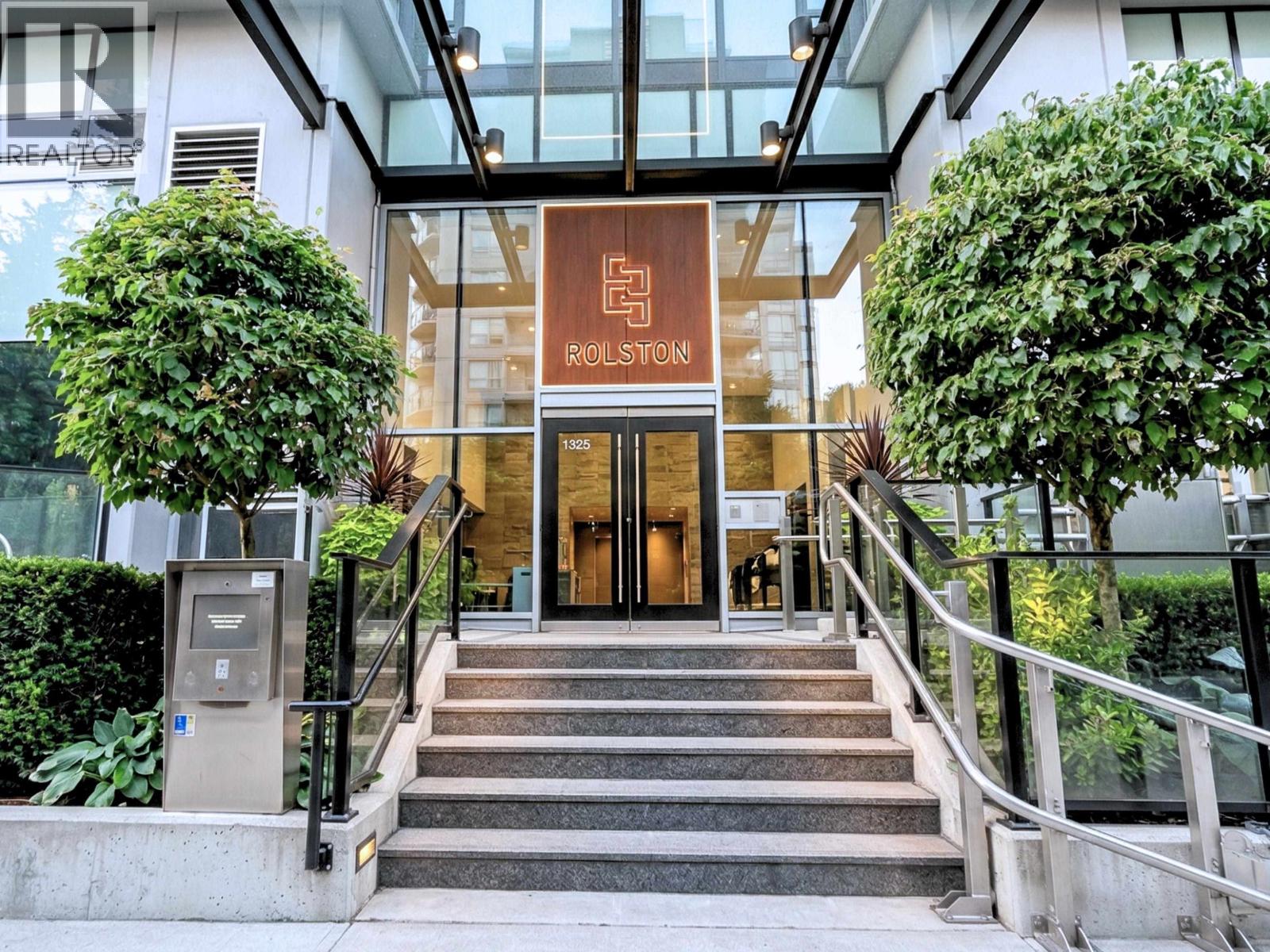 908 1325 ROLSTON STREET, Vancouver, British Columbia