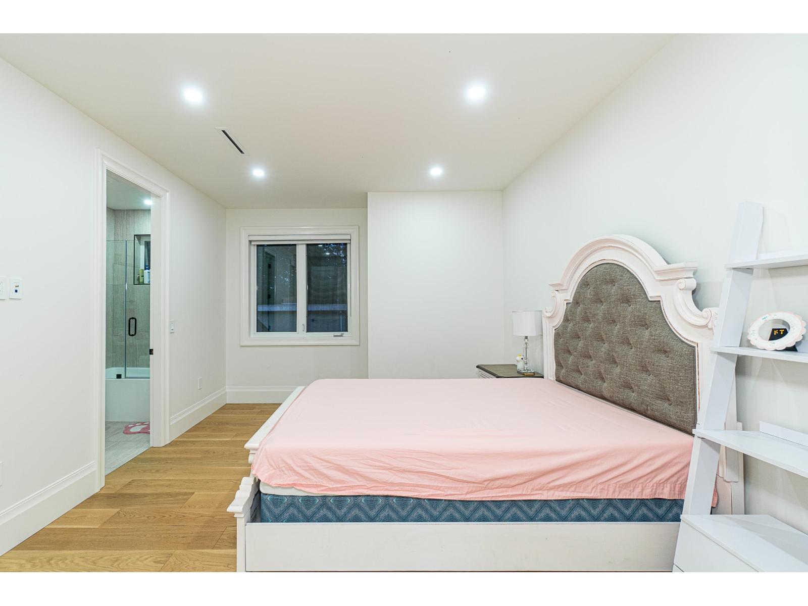 13988 20a Avenue, Surrey, British Columbia  V4A 4H5 - Photo 35 - R3118358