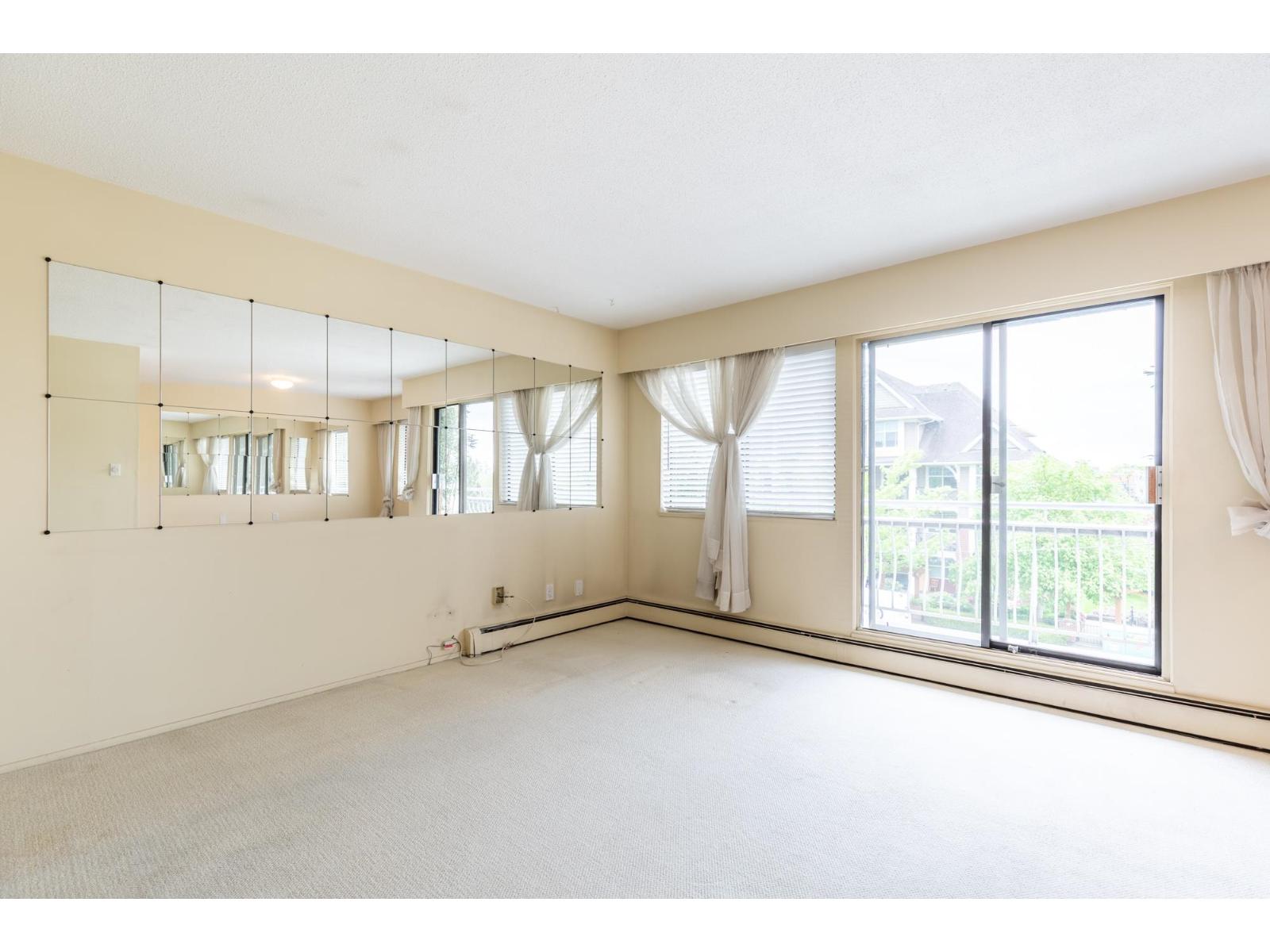 321 17707 57a Avenue, Surrey, British Columbia  V3S 1J2 - Photo 12 - R3113412